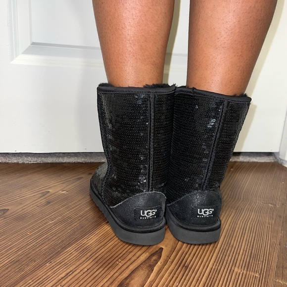 UGG Shoes - Black sparkly Ugg